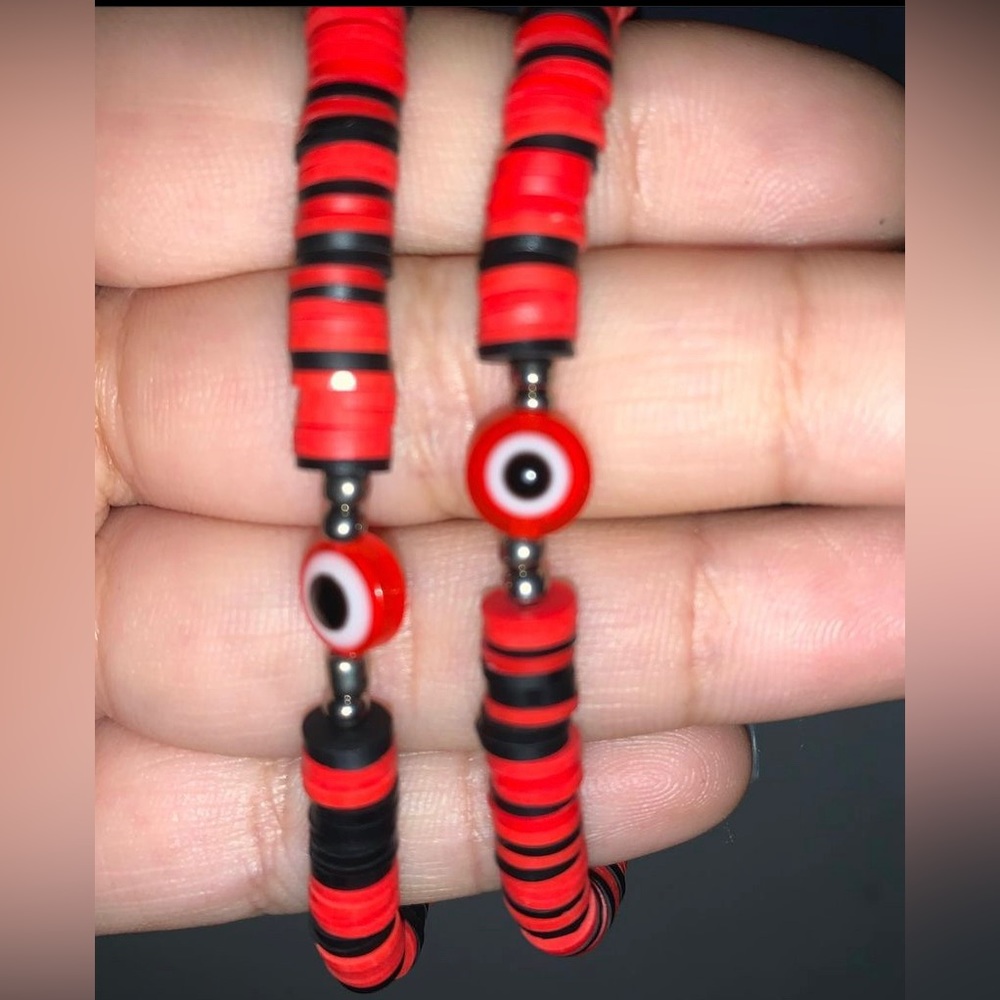 Homemade bracelets!!💯 ig:jnc.bracelets💕💕